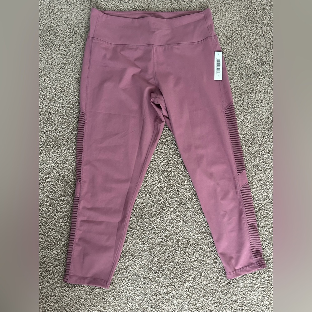 NWT Walk Pop Leggings